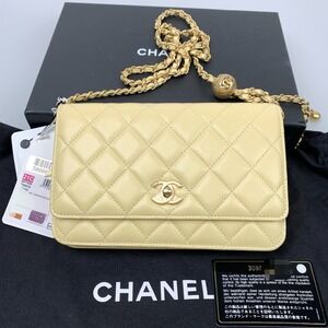 NIB Chanel 21C pearl crush wallet on chain WOC yellow